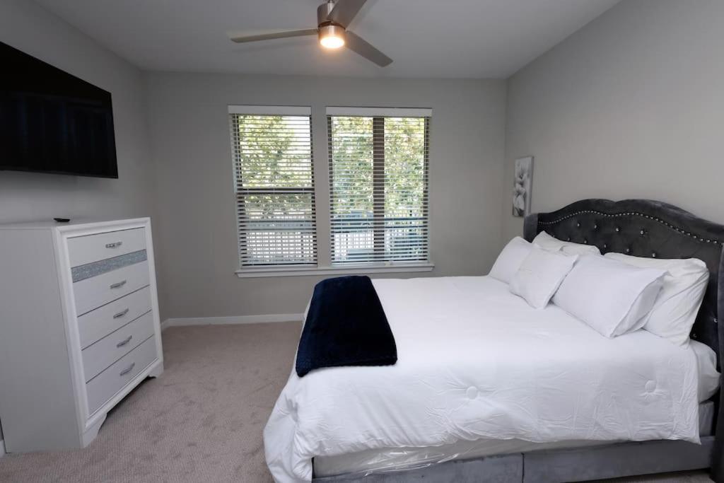 Comfortable Getaway Downtown Htx Houston Exterior photo